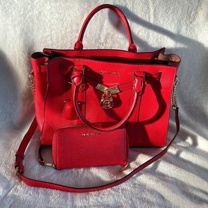 Michael Kors Purse &Wallet